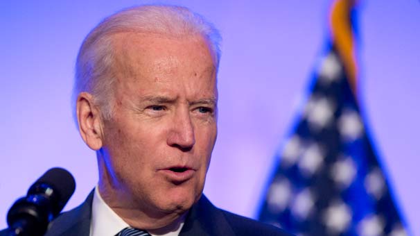 Joe Biden tecavüze uğrayan genç kadına mektup yazdı